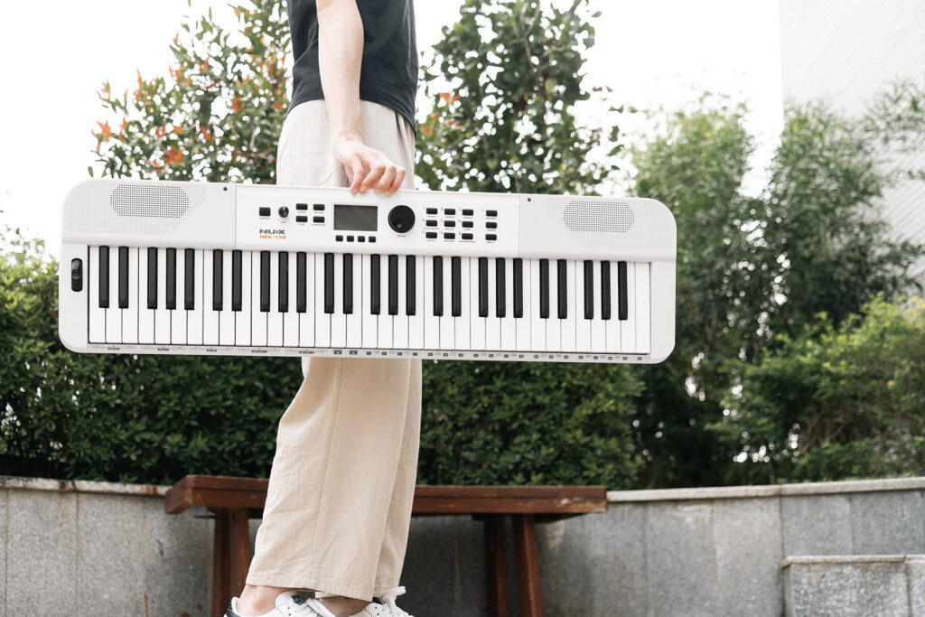 NUX NEK-110 Portable Keyboard คีย์บอร์ดไฟฟ้า 61 คีย์ ราคาถูก ฟังก์ชันครบ