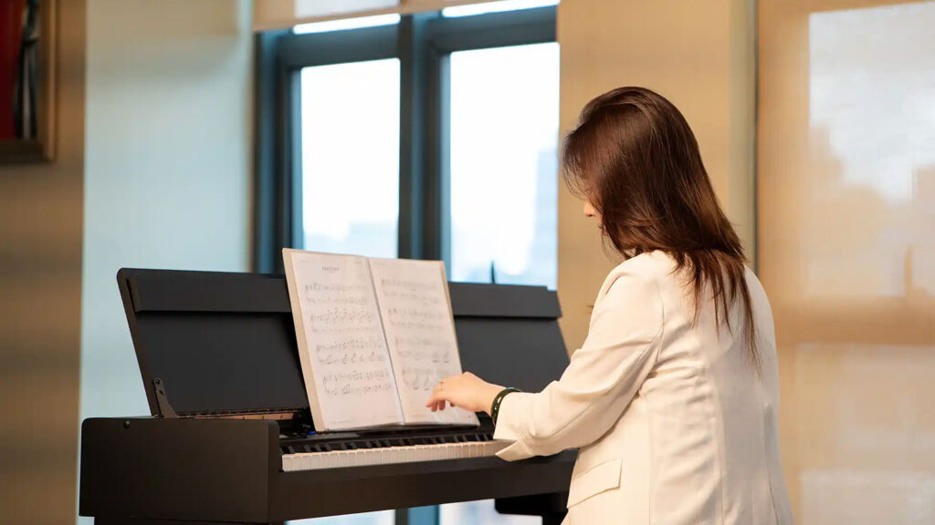 NUX NCK-330 Digital Piano 88 คีย์ ดิจิทัลเปียโน เสียงสมจริง