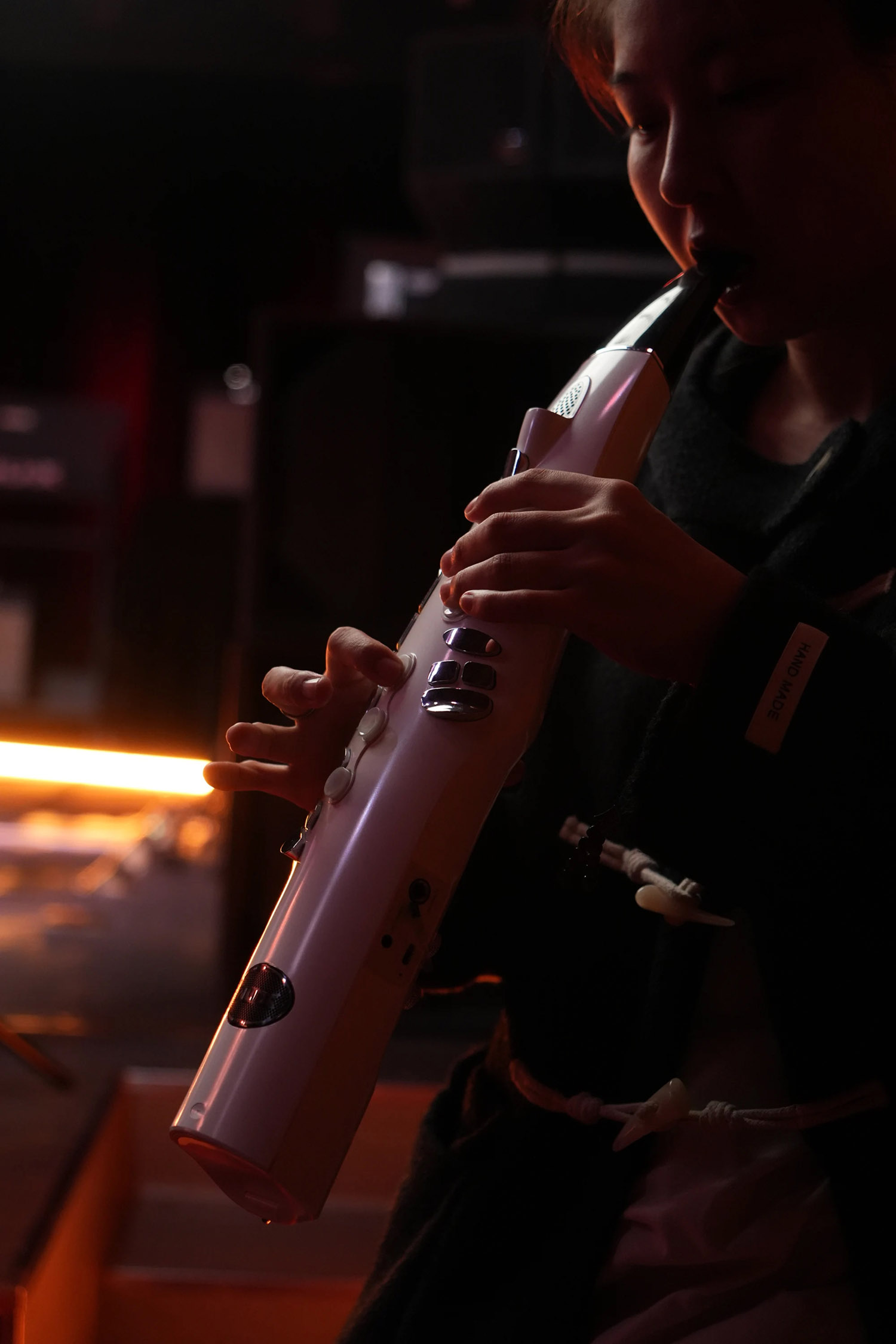 NUX NES-1 Digital Wind Instrument เครื่องเป่าดิจิทัลอเนกประสงค์สำหรับนักดนตรี